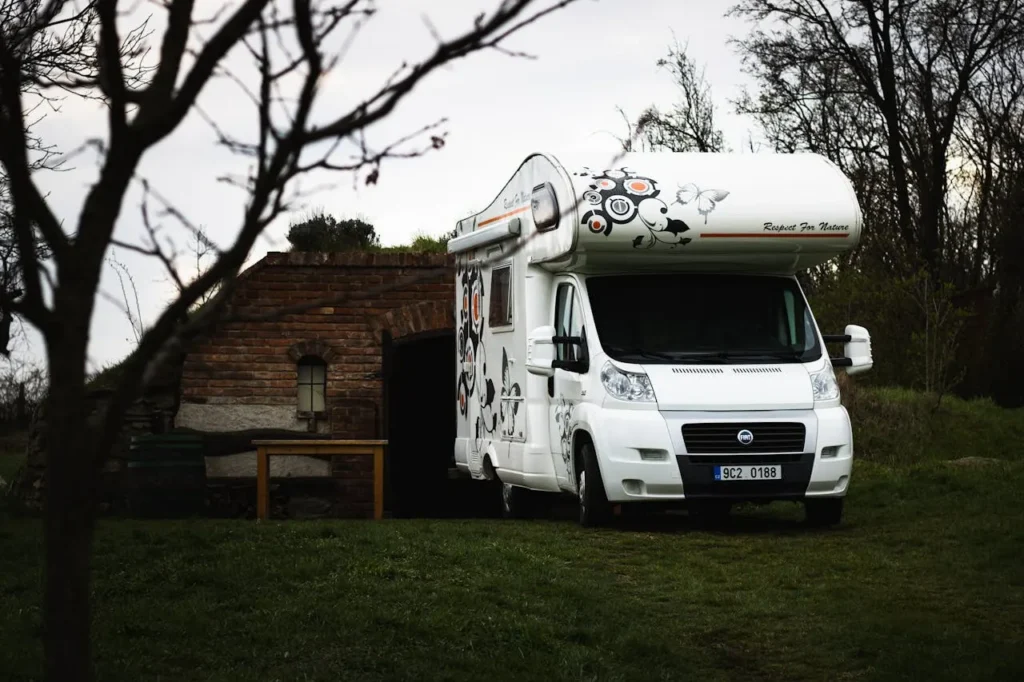 Class C motorhomes for sale in Texas guide overview showing RV options and buying insights