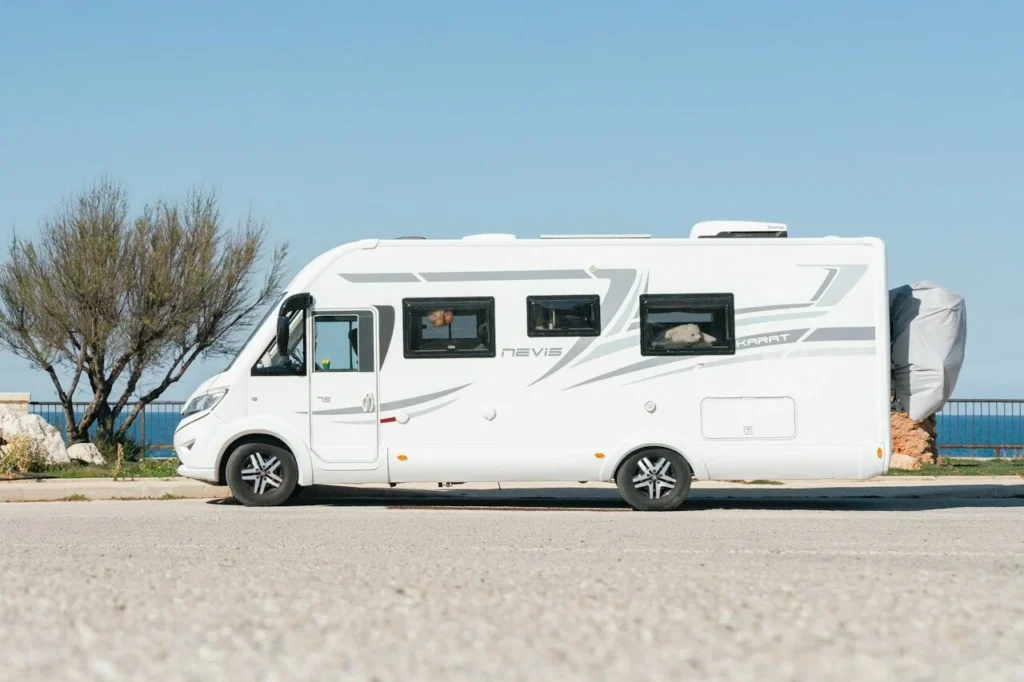 Class C RV lease options guide explaining lease-to-own programs, financing structure, and motorhome ownership process