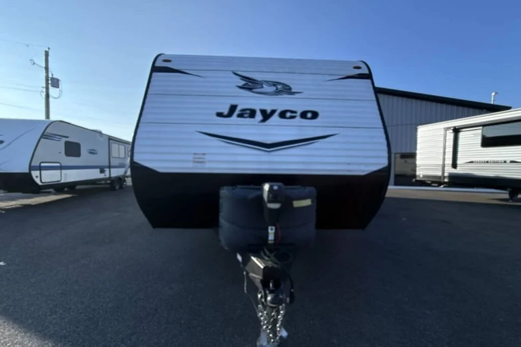 Jayco Jay Flight SLX 267BHS overview and features showing bunkhouse layout, sleeping capacity, interior design, family friendly amenities, and travel trailer specifications